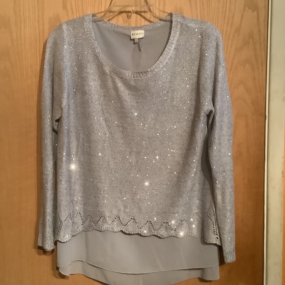 Sione Gray dressy sweater - Picture 1 of 4